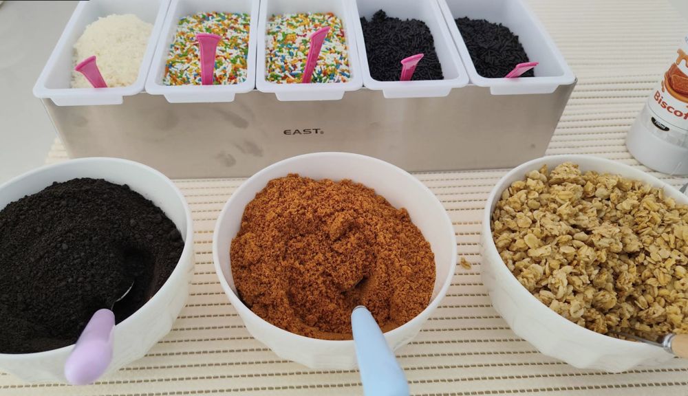 Sprinkles, cookie crumbs, biscuit crumbs and granola
